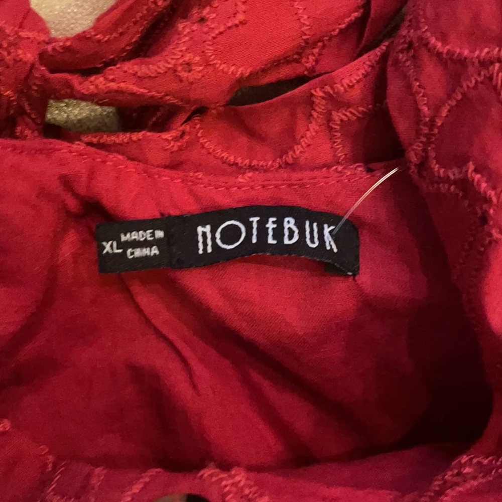 Red eyelet crop top - Picture 5 of 6